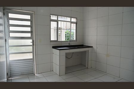 Cozinha de casa para alugar com 2 quartos, 70m² em Jardim Valéria, Guarulhos