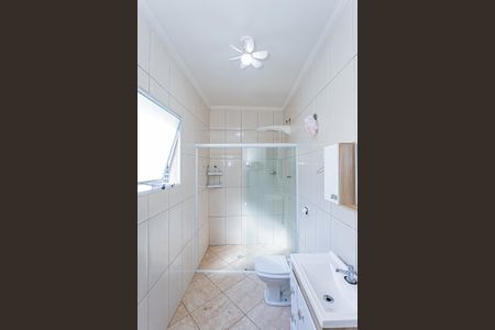 Casa à venda com 207m², 2 quartos e 4 vagasBanheiro suíte 1