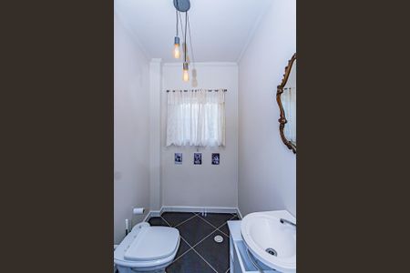 Casa à venda com 207m², 2 quartos e 4 vagasLavabo da Sala