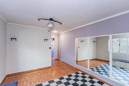 Casa à venda com 207m², 2 quartos e 4 vagasSala 2