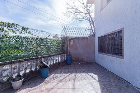 Casa à venda com 207m², 2 quartos e 4 vagasQuintal frente