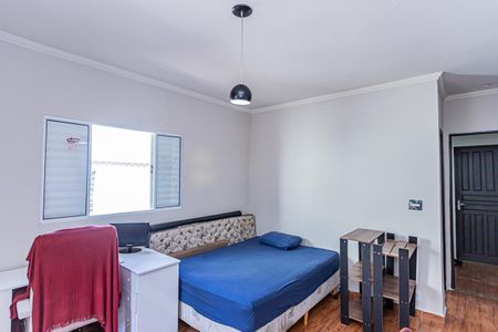 Casa à venda com 207m², 2 quartos e 4 vagasSuíte 2