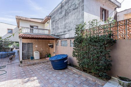 Casa à venda com 207m², 2 quartos e 4 vagasÁrea de serviço e quintal