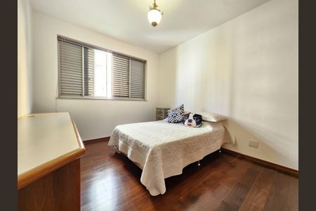 Apartamento à venda com 196m², 4 quartos e 2 vagasQuarto 2