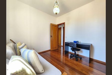 Apartamento à venda com 196m², 4 quartos e 2 vagasQuarto 3