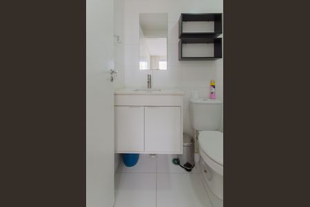 Banheiro de apartamento para alugar com 1 quarto, 29m² em Jardim da Glória, São Paulo