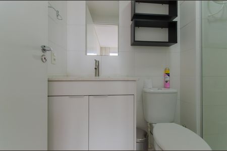 Banheiro de apartamento para alugar com 1 quarto, 29m² em Jardim da Glória, São Paulo