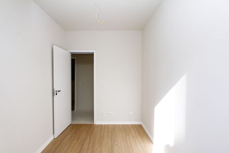 Apartamento à venda com 89m², 3 quartos e 2 vagasQuarto 2