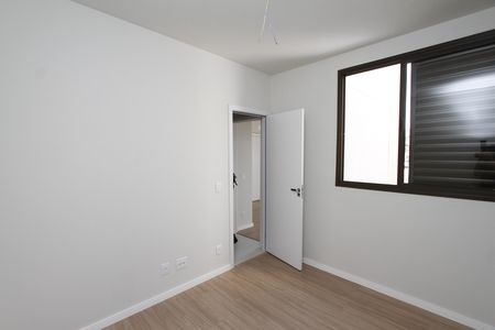 Apartamento à venda com 89m², 3 quartos e 2 vagasQuarto 