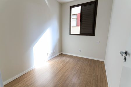 Apartamento à venda com 100m², 3 quartos e 2 vagasQuarto 1
