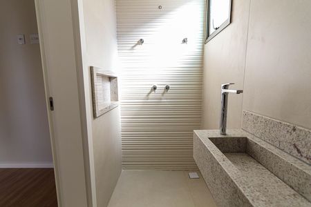 Apartamento à venda com 100m², 3 quartos e 2 vagasBanheiro da Suíte