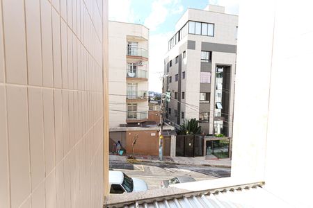 Apartamento à venda com 100m², 3 quartos e 2 vagasVista do Quarto 2