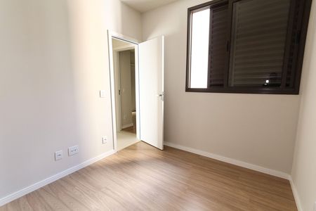 Apartamento à venda com 100m², 3 quartos e 2 vagasQuarto 2