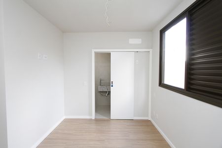 Apartamento à venda com 108m², 3 quartos e 2 vagasSuíte