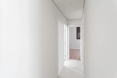 Corredor de apartamento à venda com 3 quartos, 118m² em Prado, Belo Horizonte