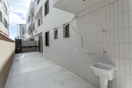 Apartamento à venda com 118m², 3 quartos e 2 vagas Apartamento à venda com 118m², 3 quartos e 2 vagasÁrea privativa