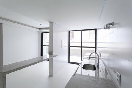 Apartamento à venda com 118m², 3 quartos e 2 vagas Apartamento à venda com 118m², 3 quartos e 2 vagasCozinha