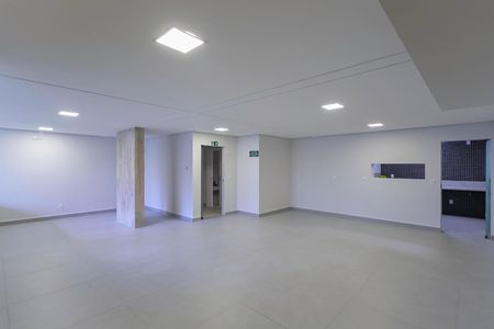 Apartamento à venda com 118m², 3 quartos e 2 vagas Apartamento à venda com 118m², 3 quartos e 2 vagasÁrea comum - Salão de festas