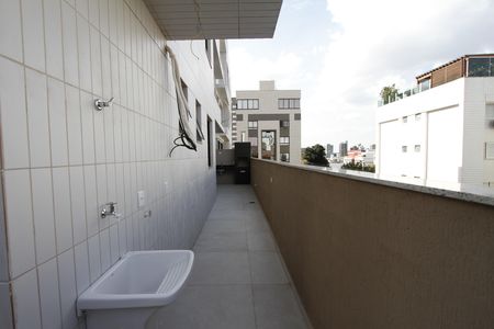 Apartamento à venda com 108m², 3 quartos e 2 vagasÁrea de Serviço