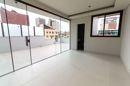 Apartamento à venda com 145m², 3 quartos e 3 vagasCobertura
