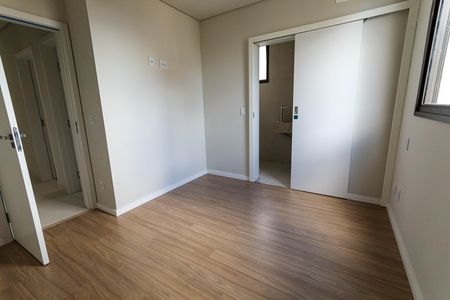 Apartamento à venda com 145m², 3 quartos e 3 vagasSuíte