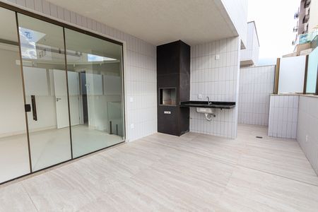 Apartamento à venda com 145m², 3 quartos e 3 vagasCobertura