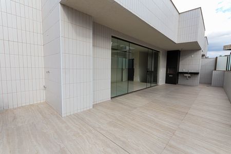 Apartamento à venda com 145m², 3 quartos e 3 vagasCobertura