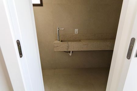 Apartamento à venda com 145m², 3 quartos e 3 vagasBanheiro da Suíte