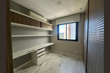 Escritório de apartamento à venda com 2 quartos, 112m² em Empresarial 18 do Forte, Barueri