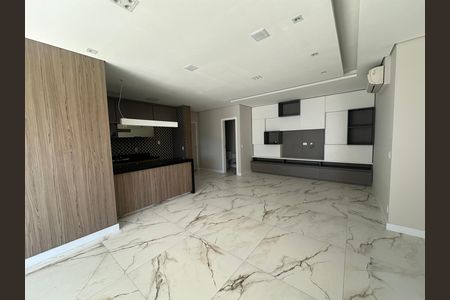 Sala de apartamento à venda com 2 quartos, 112m² em Empresarial 18 do Forte, Barueri