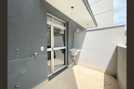 Apartamento à venda com 83m², 2 quartos e 1 vagaÁrea de serviço