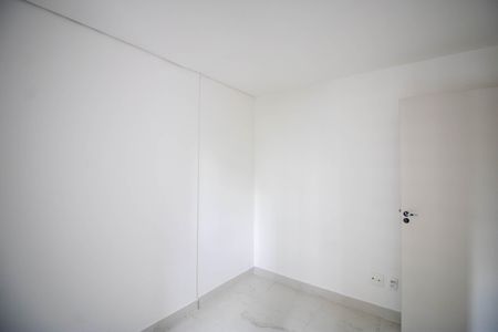 Apartamento para alugar com 78m², 3 quartos e 3 vagasQuarto 2