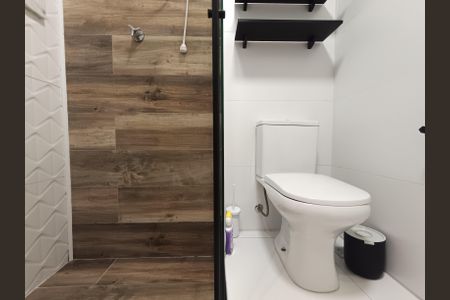 Studio à venda com 31m², 1 quarto e sem vaga Studio à venda com 31m², 1 quarto e sem vagaBanheiro Studio