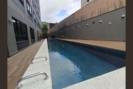 Studio à venda com 31m², 1 quarto e sem vaga Studio à venda com 31m², 1 quarto e sem vagaÁrea comum - Piscina