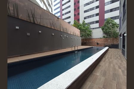 Studio à venda com 31m², 1 quarto e sem vaga Studio à venda com 31m², 1 quarto e sem vagaÁrea comum - Piscina