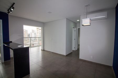Apartamento para alugar com 65m², 2 quartos e 1 vaga Apartamento para alugar com 65m², 2 quartos e 1 vagaSala/Cozinha