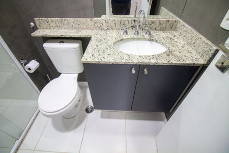 Apartamento para alugar com 65m², 2 quartos e 1 vaga Apartamento para alugar com 65m², 2 quartos e 1 vagaBanheiro Social