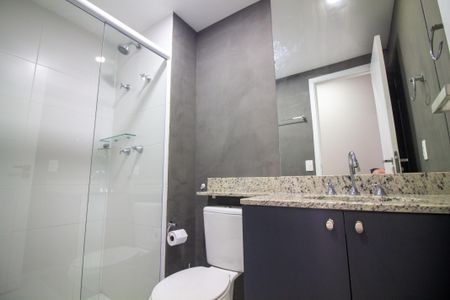 Apartamento para alugar com 65m², 2 quartos e 1 vaga Apartamento para alugar com 65m², 2 quartos e 1 vagaBanheiro Social