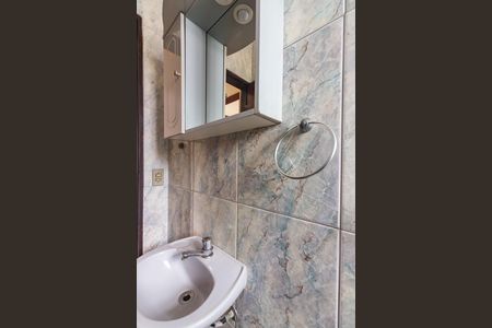 Casa à venda com 140m², 3 quartos e 2 vagasBanheiro 1