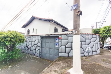 Casa à venda com 140m², 3 quartos e 2 vagasFachada