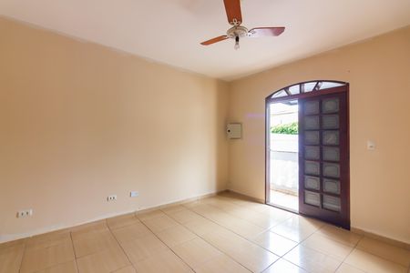 Casa à venda com 140m², 3 quartos e 2 vagasQuarto 2