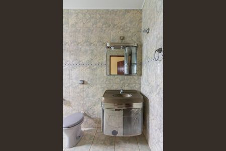Casa à venda com 140m², 3 quartos e 2 vagasBanheiro 2