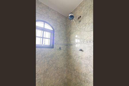 Casa à venda com 140m², 3 quartos e 2 vagasBanheiro 2
