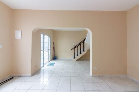 Sala  de casa à venda com 3 quartos, 140m² em Jardim das Flores, Osasco