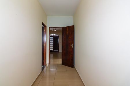 Casa à venda com 140m², 3 quartos e 2 vagasComodo 