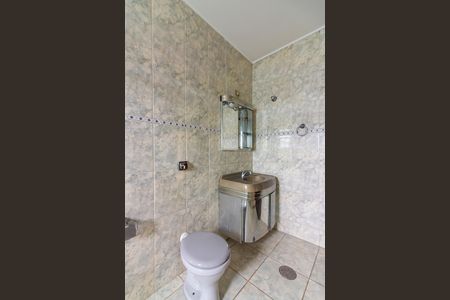Casa à venda com 140m², 3 quartos e 2 vagasBanheiro 2