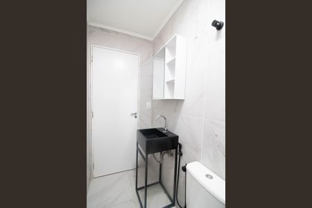 Casa à venda com 220m², 6 quartos e 2 vagas Casa à venda com 220m², 6 quartos e 2 vagasBanheiro 1