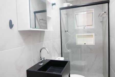 Casa à venda com 220m², 6 quartos e 2 vagas Casa à venda com 220m², 6 quartos e 2 vagasBanheiro 1