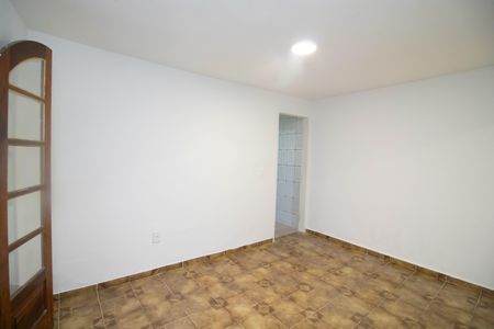 Casa à venda com 220m², 6 quartos e 2 vagas Casa à venda com 220m², 6 quartos e 2 vagasQuarto 1