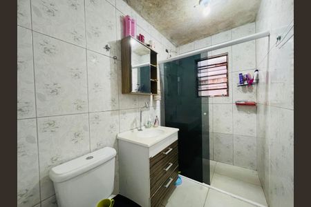 Casa à venda com 82m², 2 quartos e 1 vagaBanheiro Social